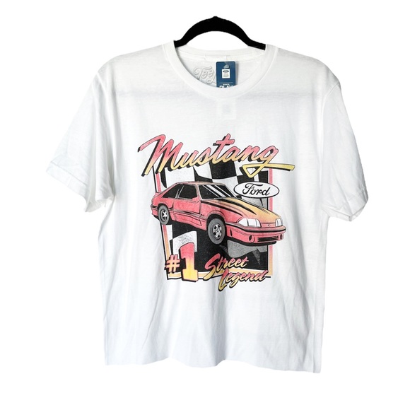 Tee Luv Tops - Mustang NWT Graphic Tee